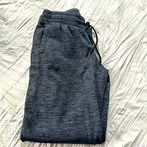 Boys Under Armour pants size youth large